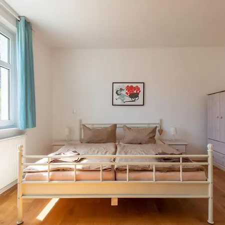 Himbeere Mit Grossem Garten Graal-Mueritz